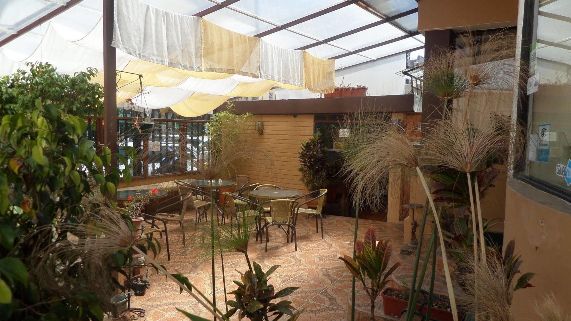 Jhomana Guesthouse Quito Exterior foto